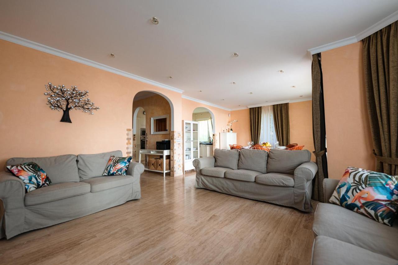 Villa Faya On The First Ocean Line With New Heated Pool Лос Кристианос Экстерьер фото