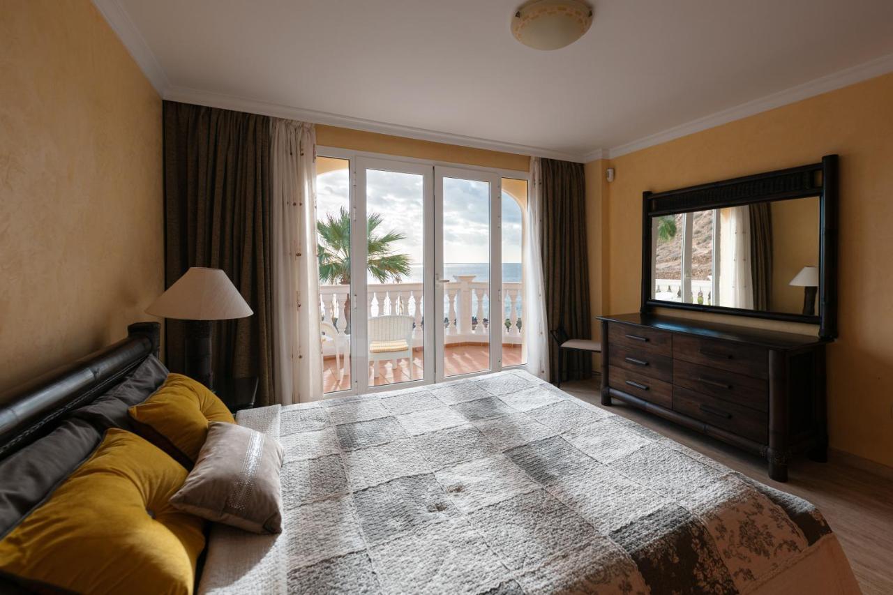 Villa Faya On The First Ocean Line With New Heated Pool Лос Кристианос Экстерьер фото